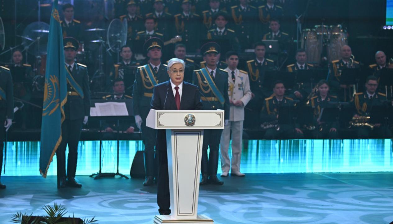 Президент Казахстана принял участие в торжественном собрании по случаю Дня защитника Отечества